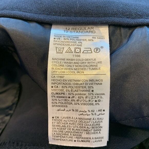 Old Navy Long Pants Navy Color - Picture 5 of 5